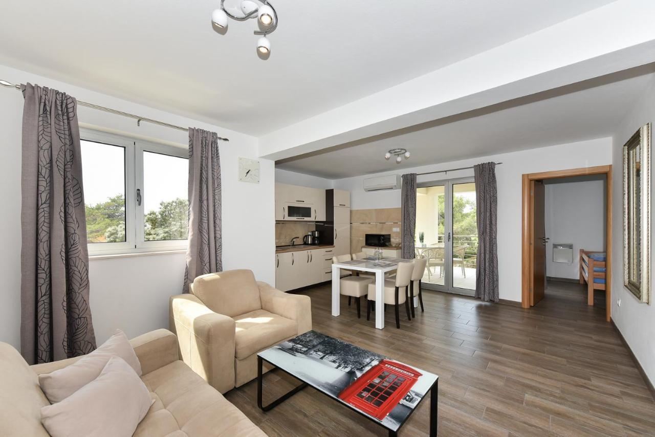 Apartmani Iva Vir Esterno foto