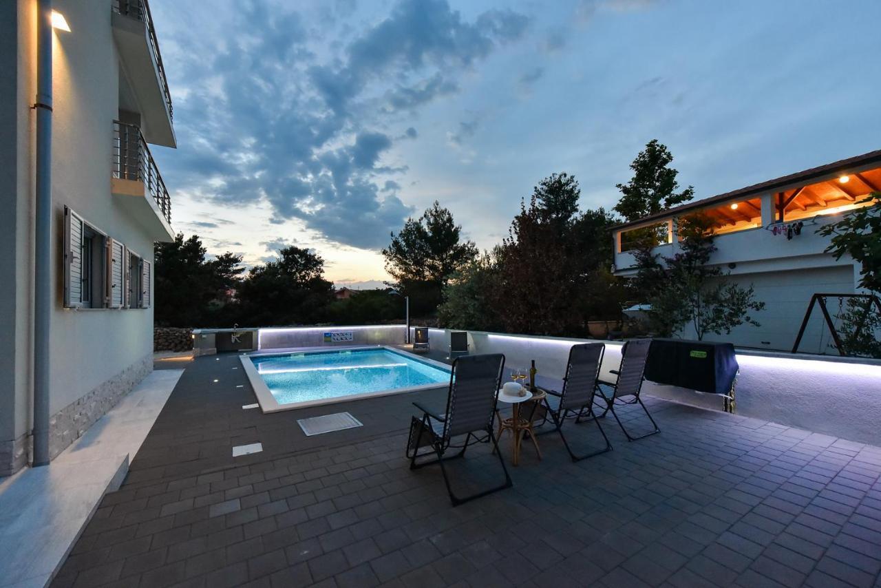 Apartmani Iva Vir Esterno foto