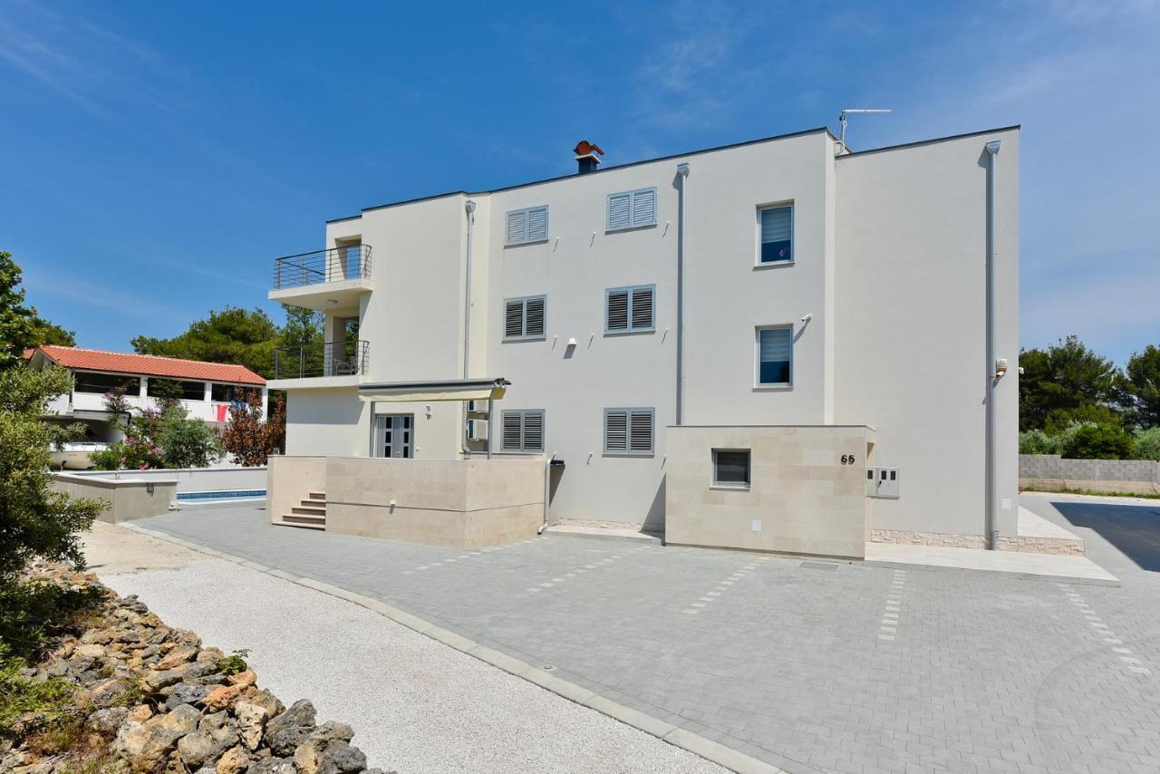 Apartmani Iva Vir Esterno foto