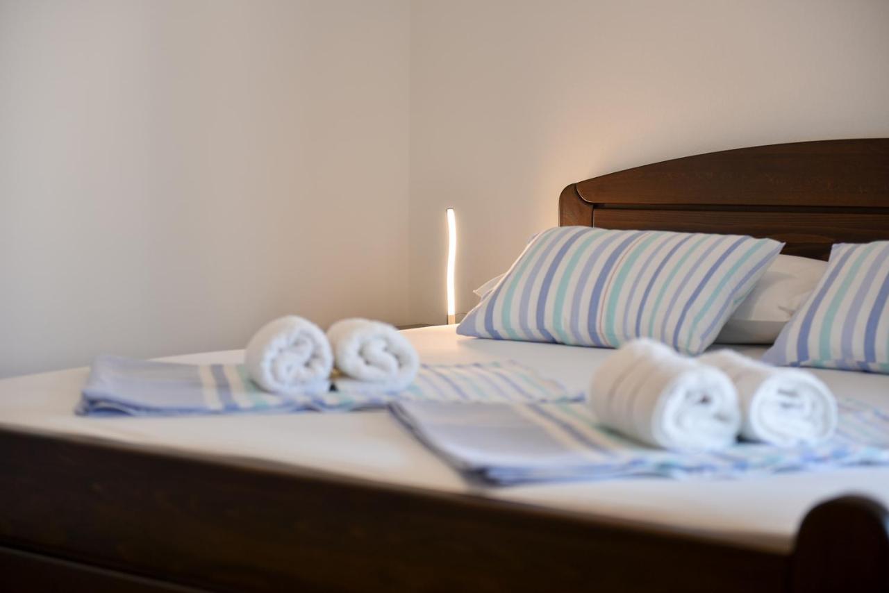 Apartmani Iva Vir Esterno foto