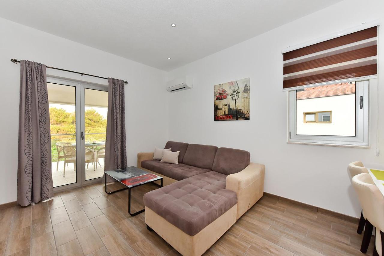 Apartmani Iva Vir Esterno foto