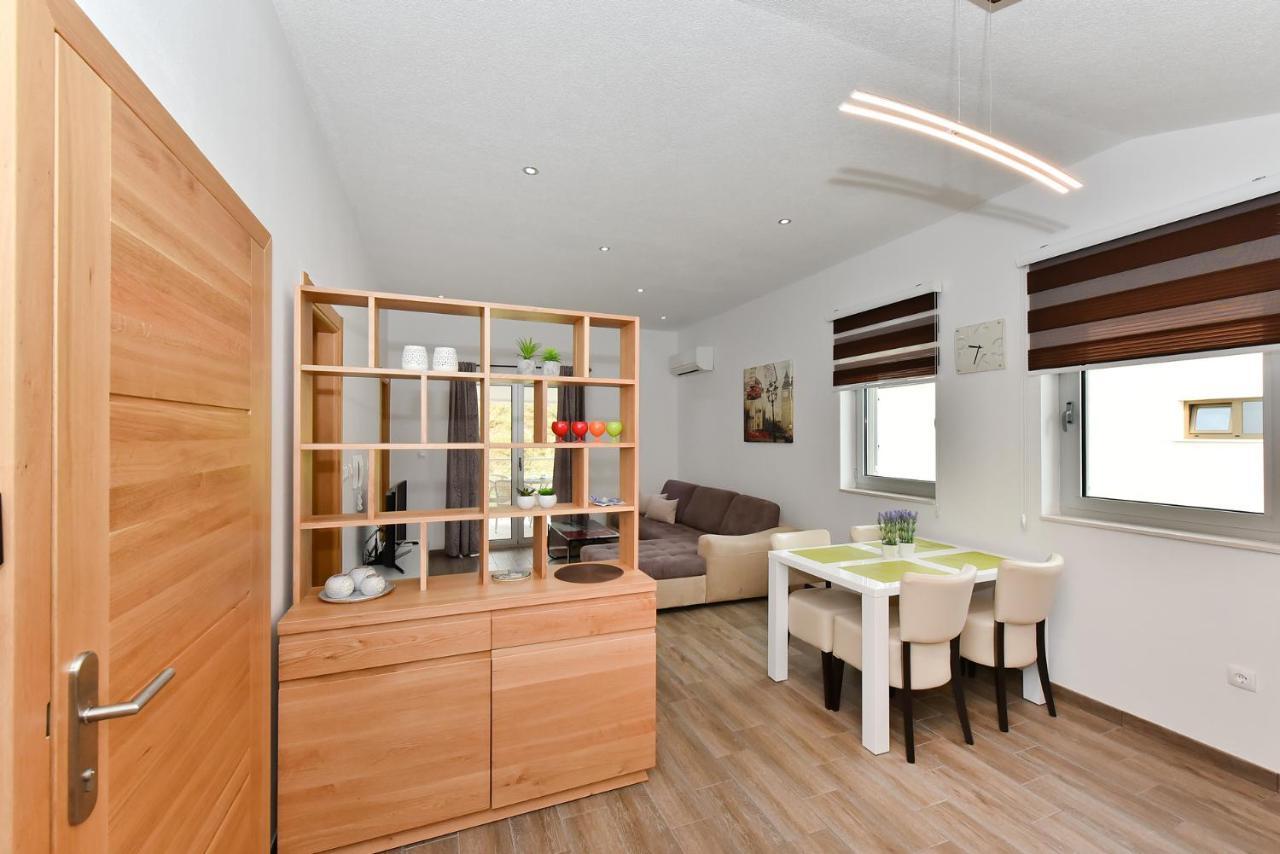 Apartmani Iva Vir Esterno foto