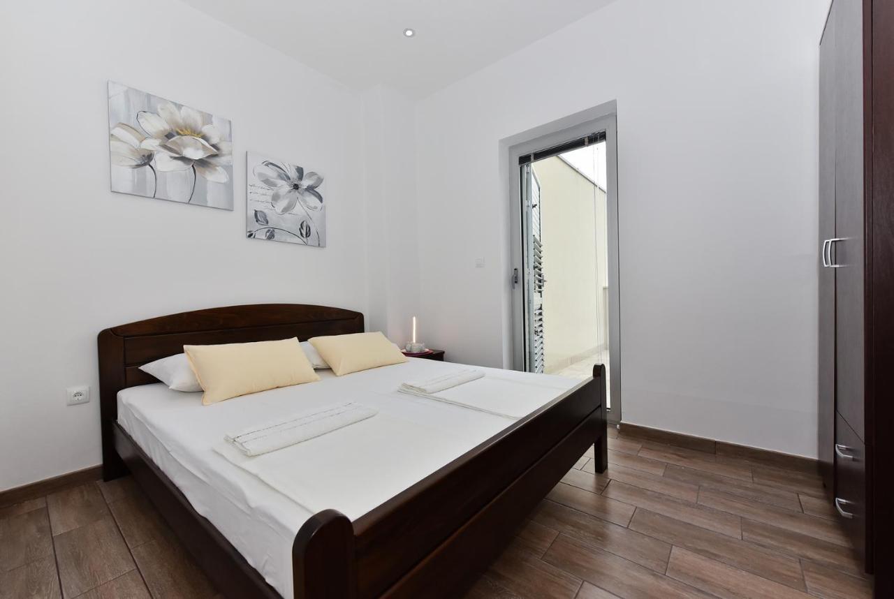 Apartmani Iva Vir Esterno foto