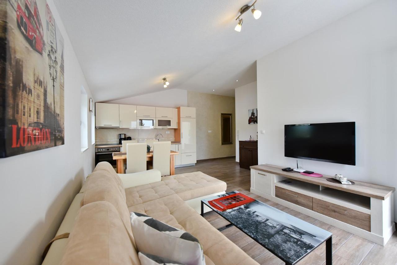 Apartmani Iva Vir Esterno foto