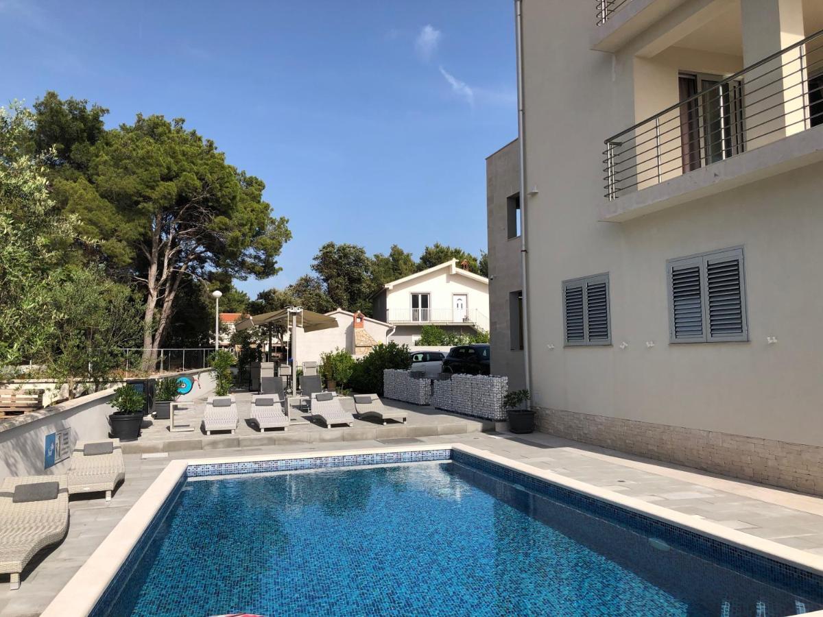 Apartmani Iva Vir Esterno foto